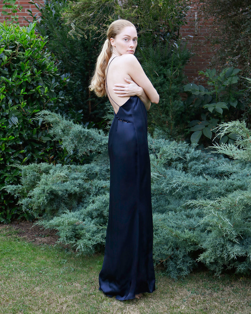 The Ebba Dress in Midnight Blue